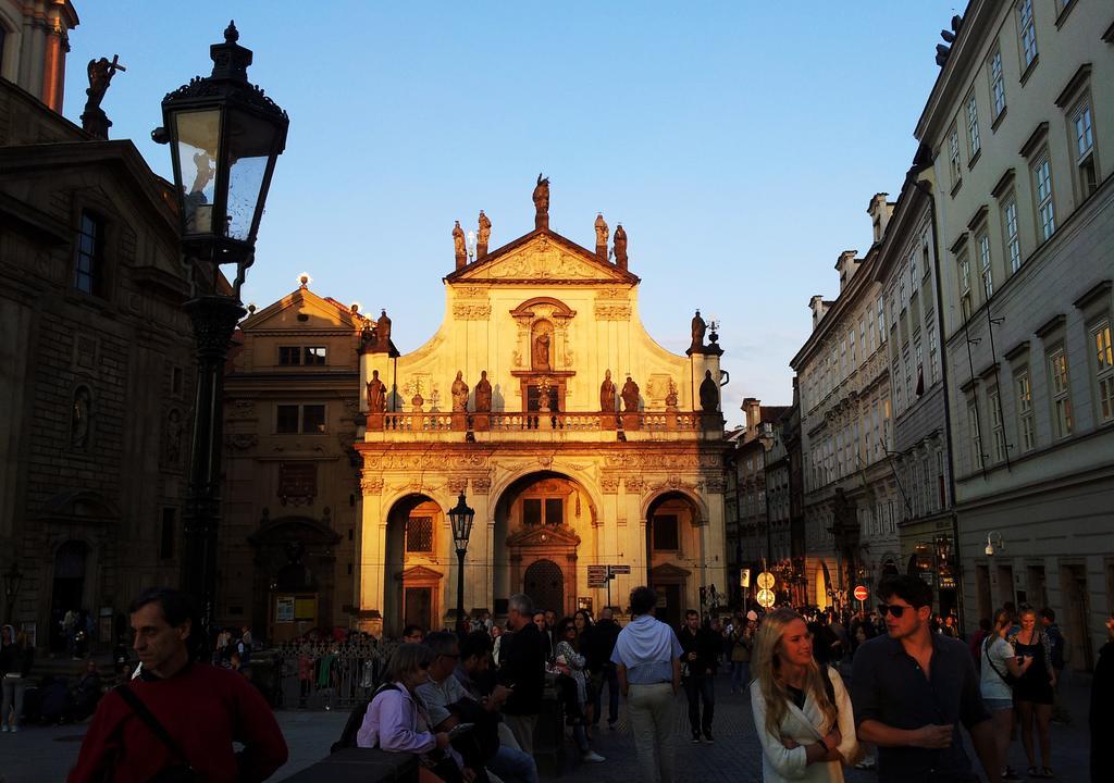 Studio Karluv Most Prag Oda fotoğraf