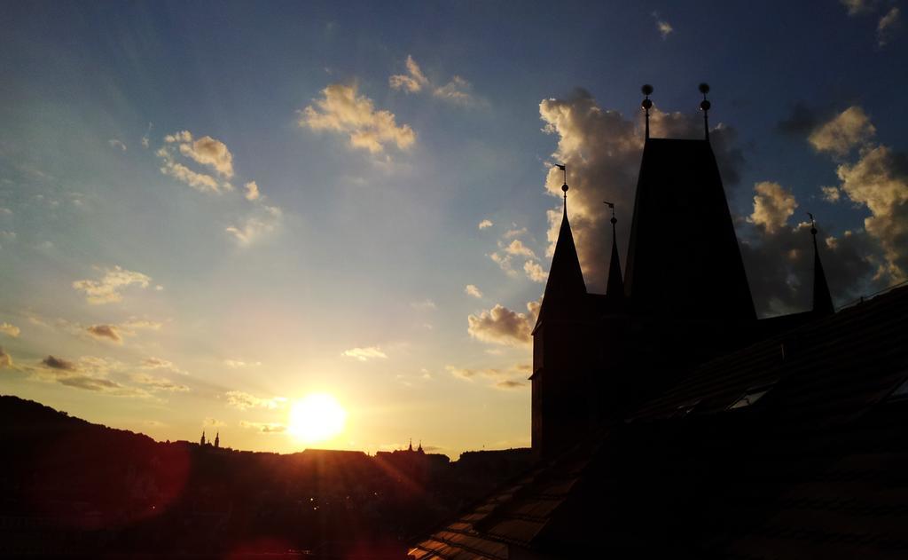 Studio Karluv Most Prag Oda fotoğraf