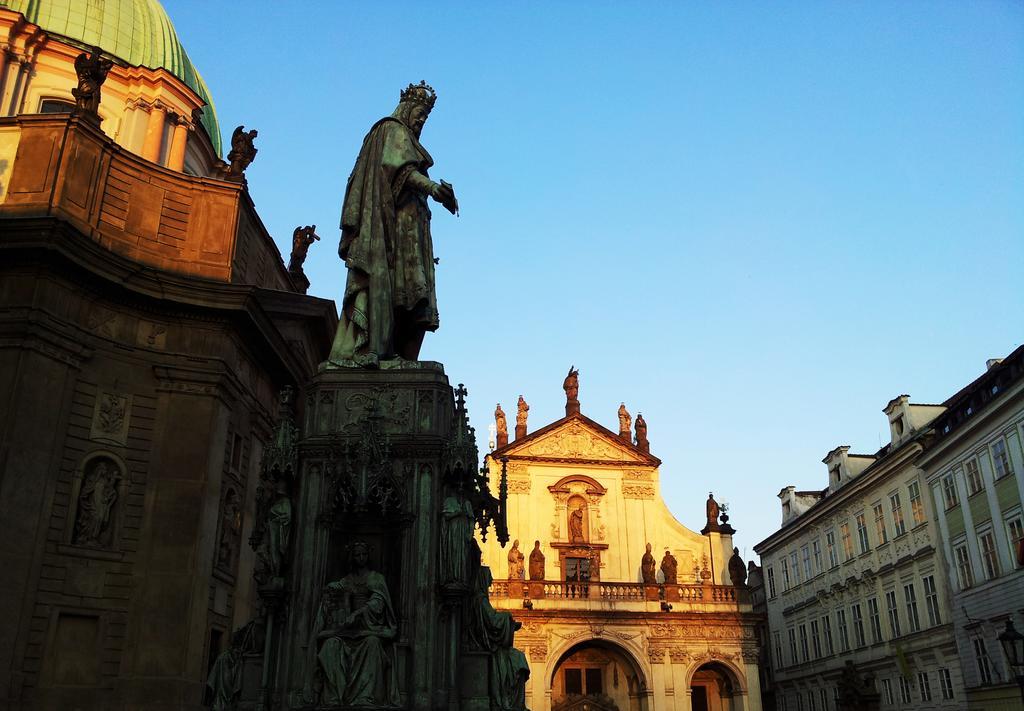 Studio Karluv Most Prag Oda fotoğraf