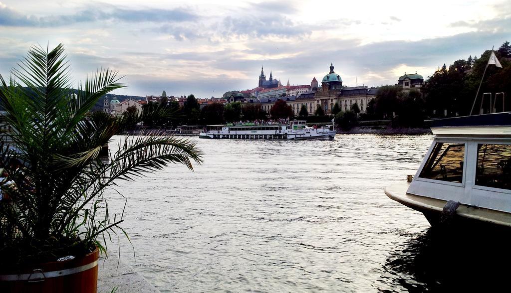 Studio Karluv Most Prag Oda fotoğraf